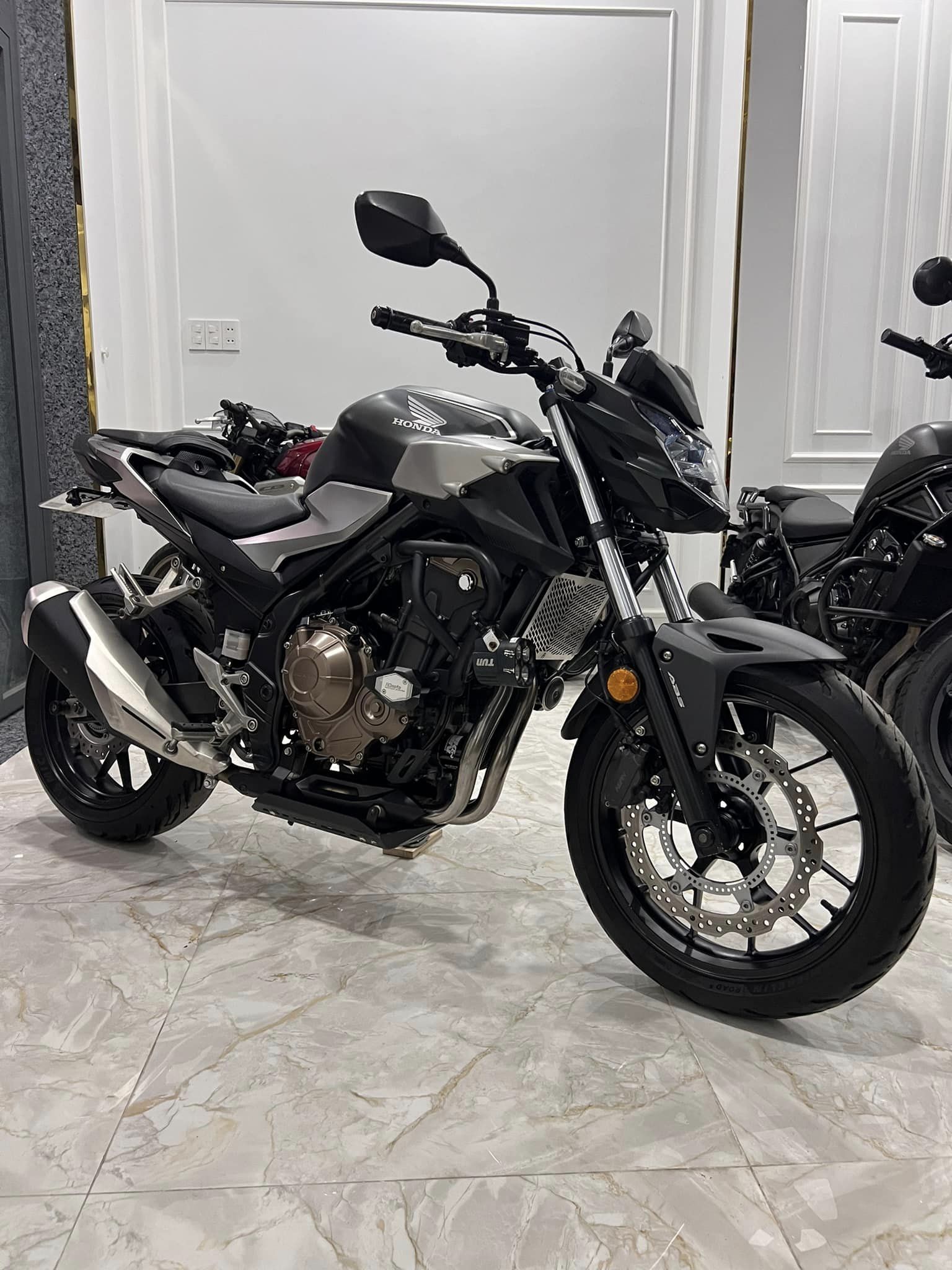 Cb500f bst gia lai (đã đóng thuế 5%). 2019 odo 21k