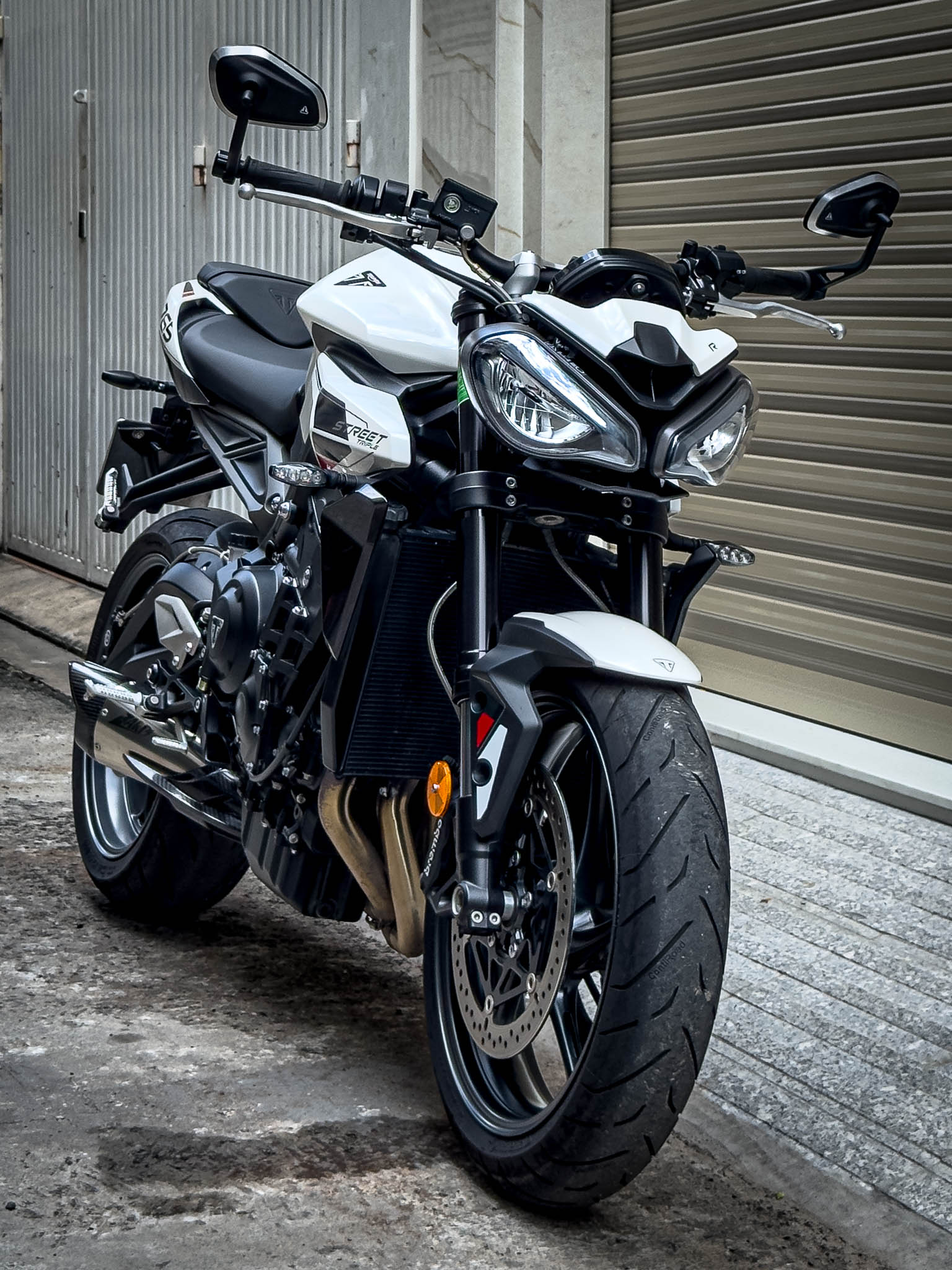 Triumph TripleR 765